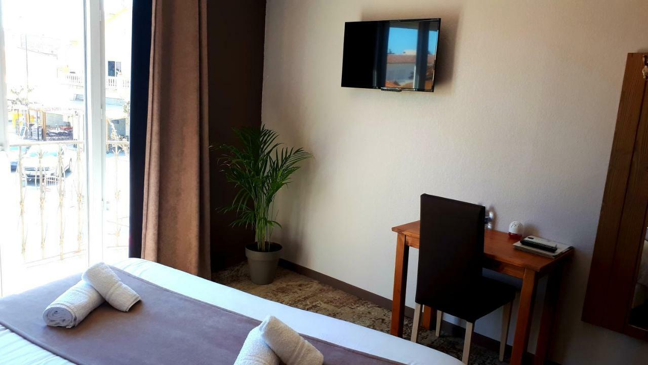 Hotel Restaurant L'Escale Le Grau-d'Agde Ngoại thất bức ảnh